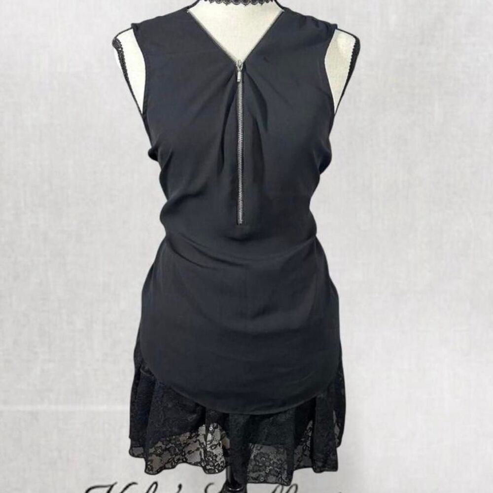 Goth Alt Style Black Sleeveless Zip Up Top